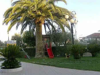 Marina 3*
