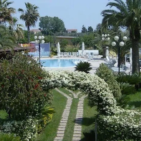 Marina 3*
