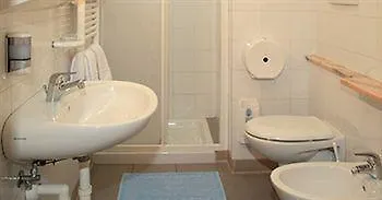 Marina Отель Розето-дельи-Абруцци